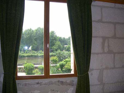 image03